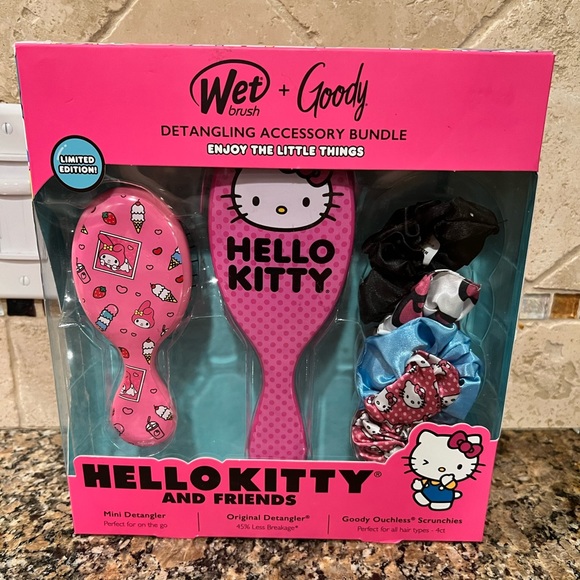 Hello Kitty Bath, Skin & Hair Wet X Goody X Hello Kitty Detangler